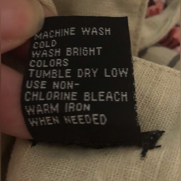 Nwot Aziz tan pants size medium designs and appliqués - Picture 8 of 8